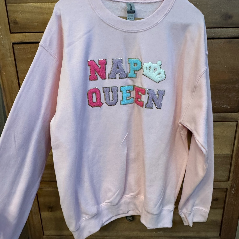 Gildan Pink 'Nap Queen' Women's Crew Neck Sweater